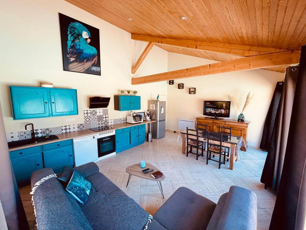 La Villa Perroquet Poncins Esterno foto
